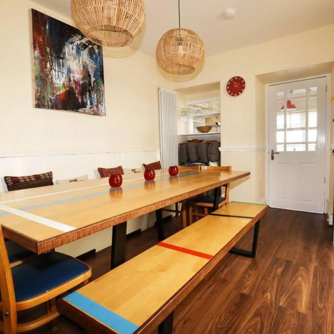 Gorgeous House In Newquay Walking Distance From Fistral Beach Exterior foto