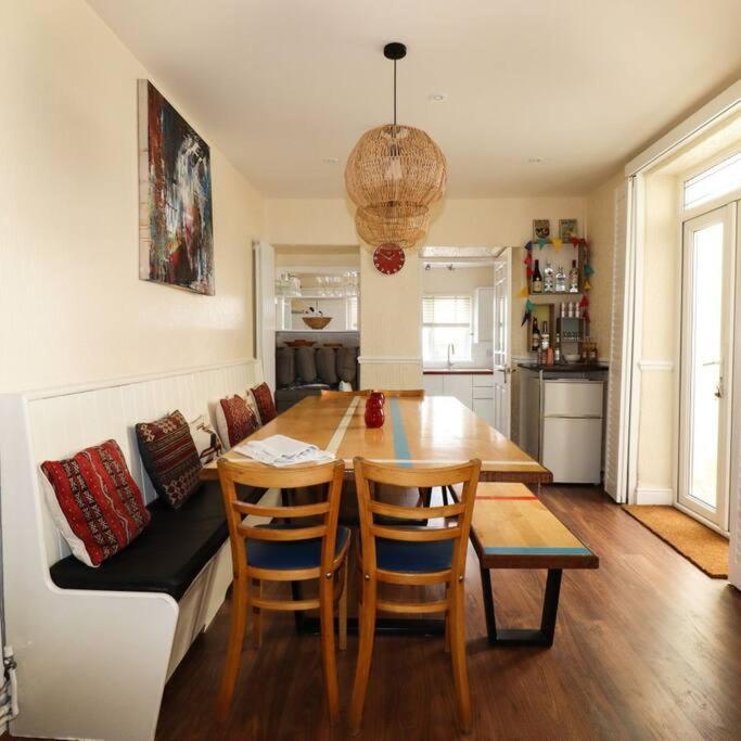Gorgeous House In Newquay Walking Distance From Fistral Beach Exterior foto